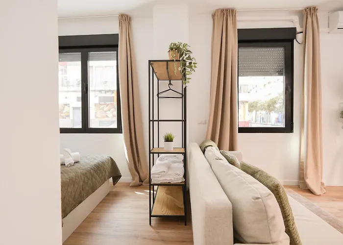 Casa Puerto Isaac Peral Valencia